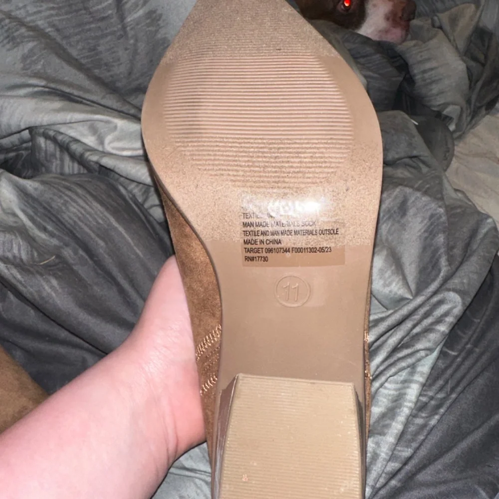Boots - Picture 3 of 3